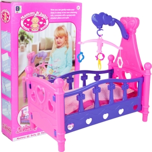 TG64204 ŁÓŻECZKO DLA LALEK Z KARUZELĄ KOŁDERKĄ I PODUSZKĄ