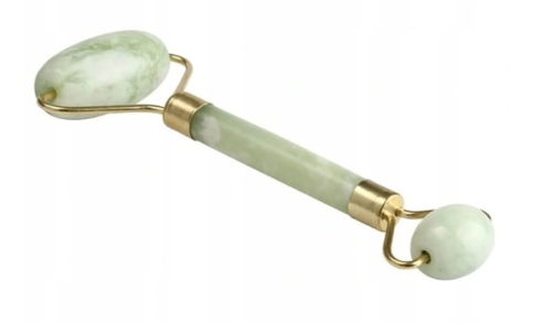 MASAZER-JADEITOWY-DO-TWARZY-Z-JADEITU-ROLLER-WALEK.jpg