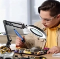ZD141 LAMPKA LUPA KOSMETYCZNA BIURKOWA