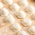 DA21 WYCISKARKA CIASTA NA PIEROGI