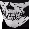 BQ34 BANDANA KOMIN CZASZKA