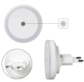 ZD104 LAMPKA NOCNA LED CZUJNIK ZMIERZCHU