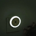 ZD104 LAMPKA NOCNA LED CZUJNIK ZMIERZCHU