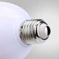 ZD7F DISCO ŻARÓWKA LED RGB E27