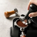 DA209A TAMPER UBIJAK DO KAWY 51MM CZARNY